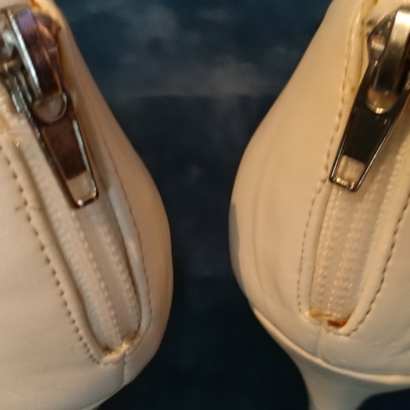 Madden Girl Bannter Women's SZ 7.5M Peep Toe Heels - Picture 4 of 10